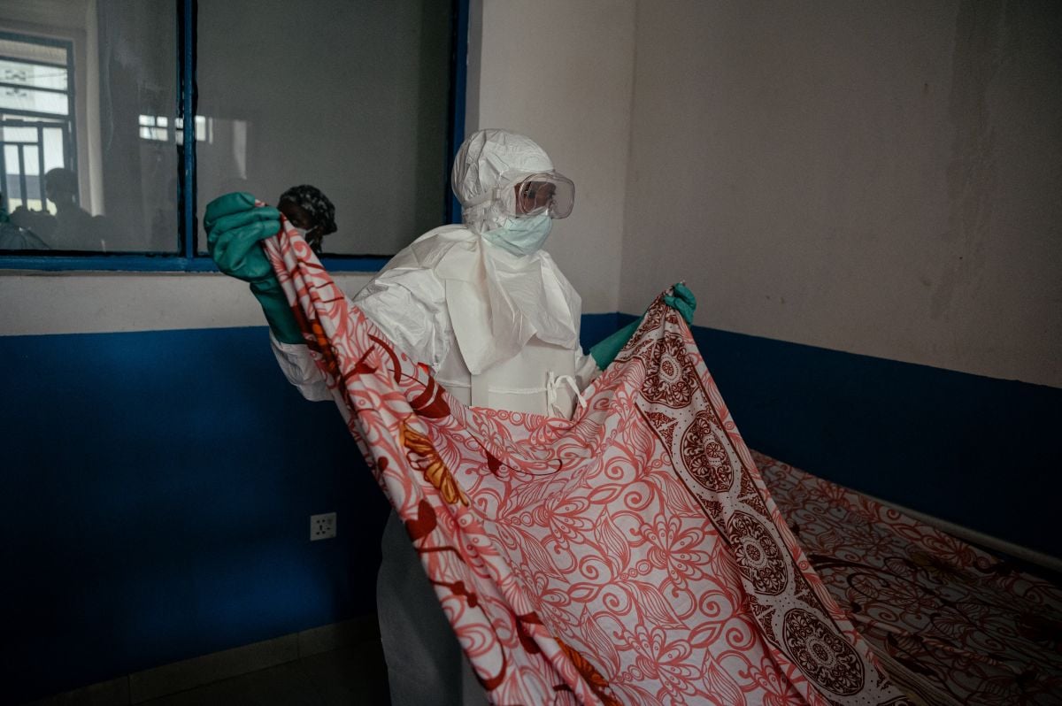 Ebola : l'OMS relève son niveau d'alerte en République démocratique du Congo