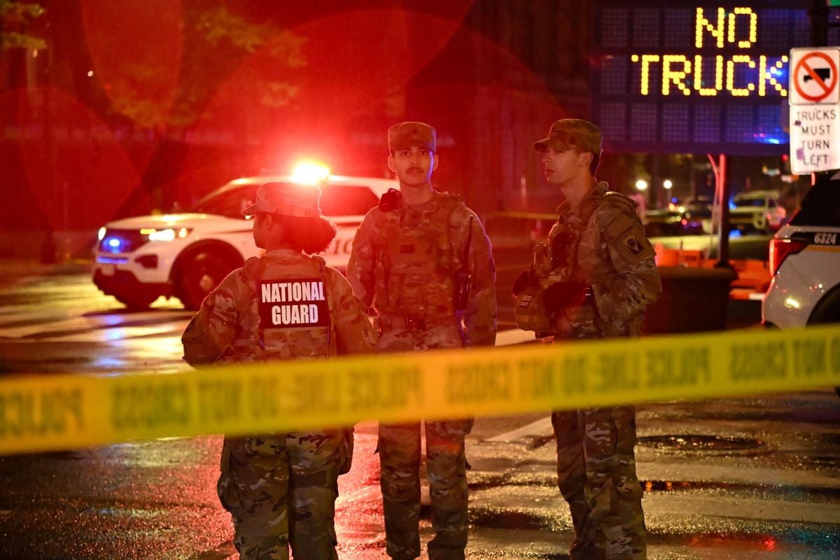 Gunman killed by US Secret Service after opening fire