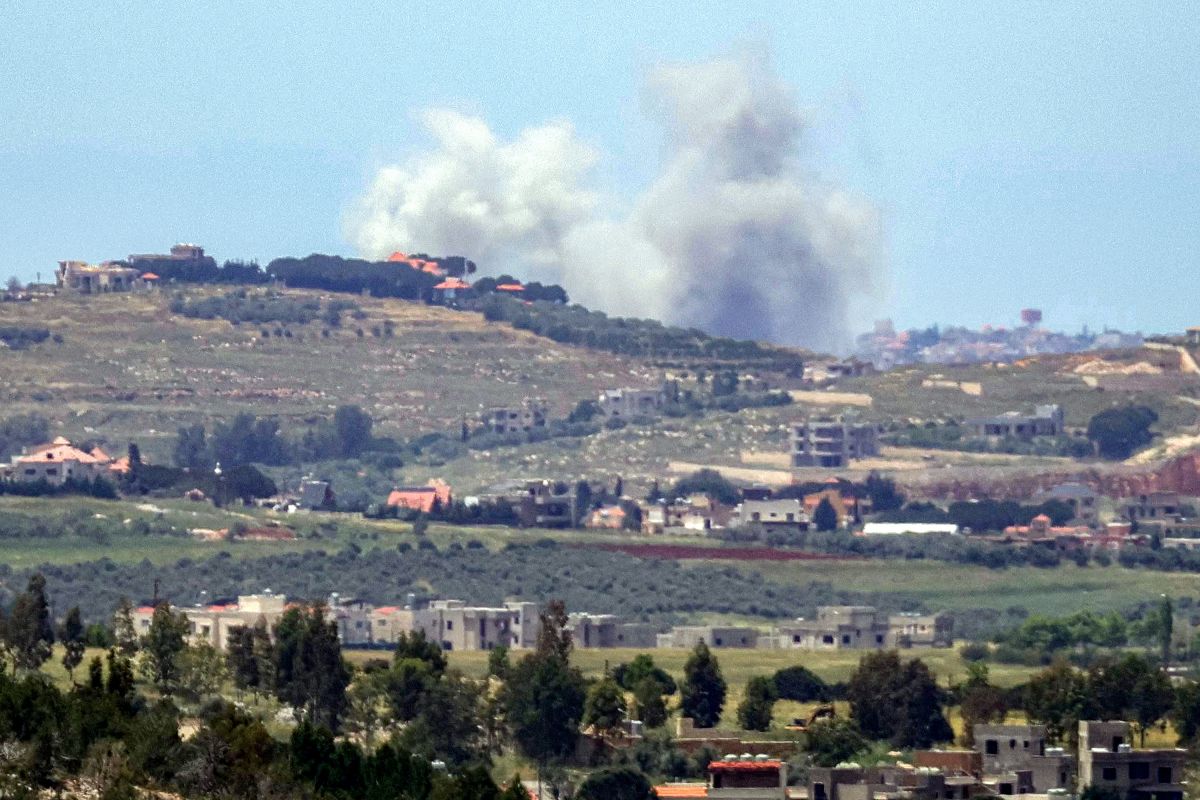 Israeli strike on Sir al-Gharbieh kills 11