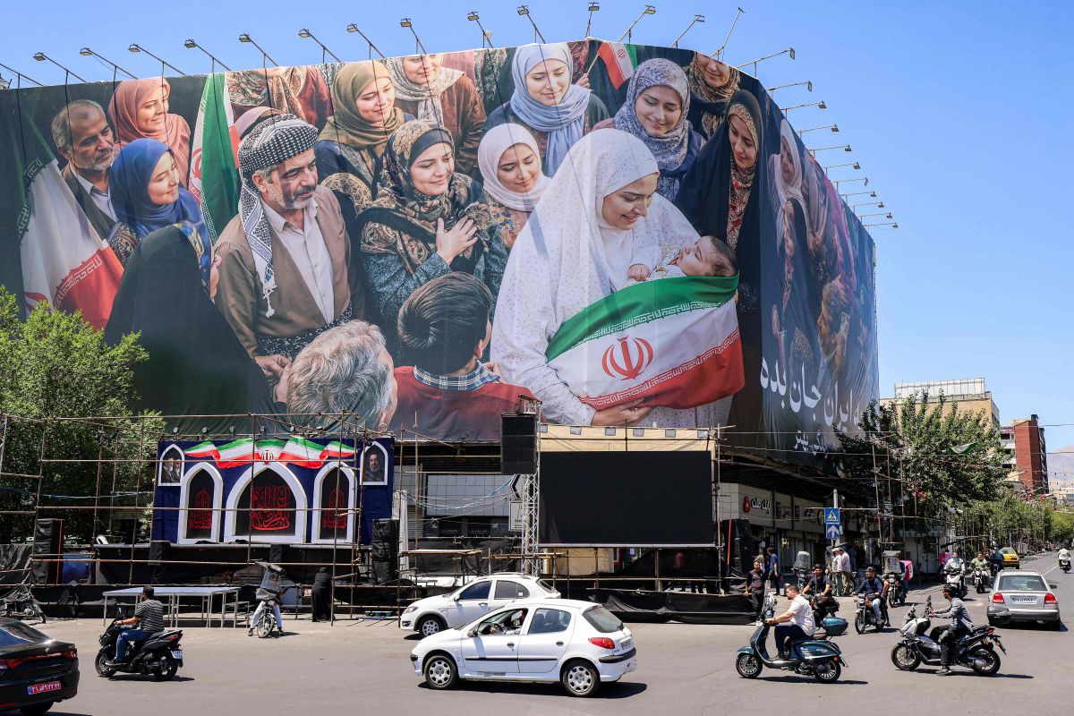 Nuclear talks, Hormuz, sanctions: What's really going on with Iran-US negotiations?