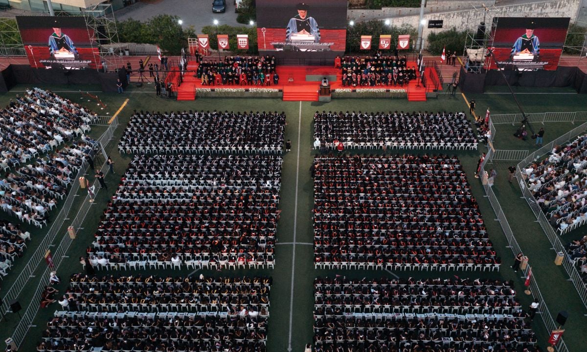 Cérémonie à l’AUB : 1 470 étudiants de premier cycle reçoivent leur diplôme
