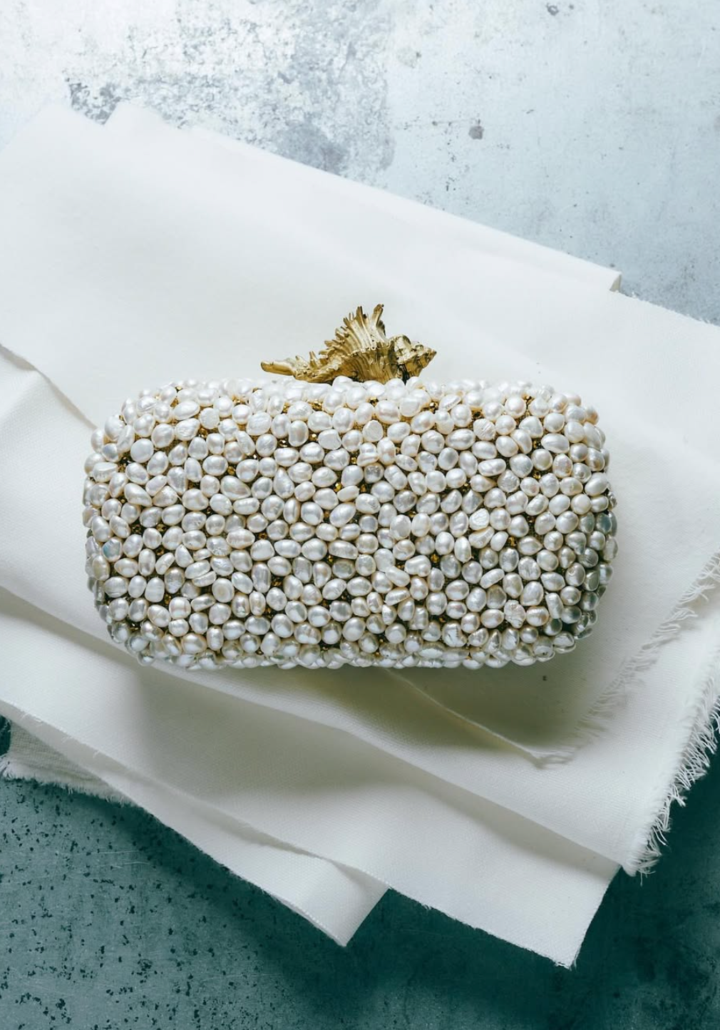 Le sac « Golden Murex » de Sara’s Bag, un hommage à Tyr
