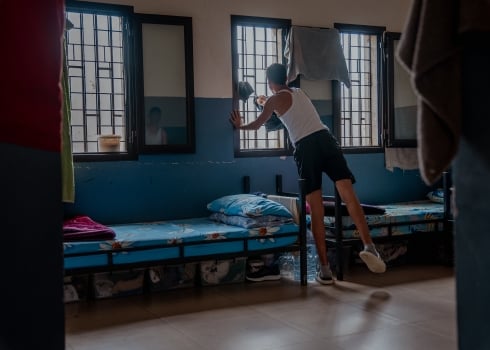 Trois jours dans la première prison pour mineurs du Liban : « Pour tenir, la nuit, je pense au visage de ma mère » 