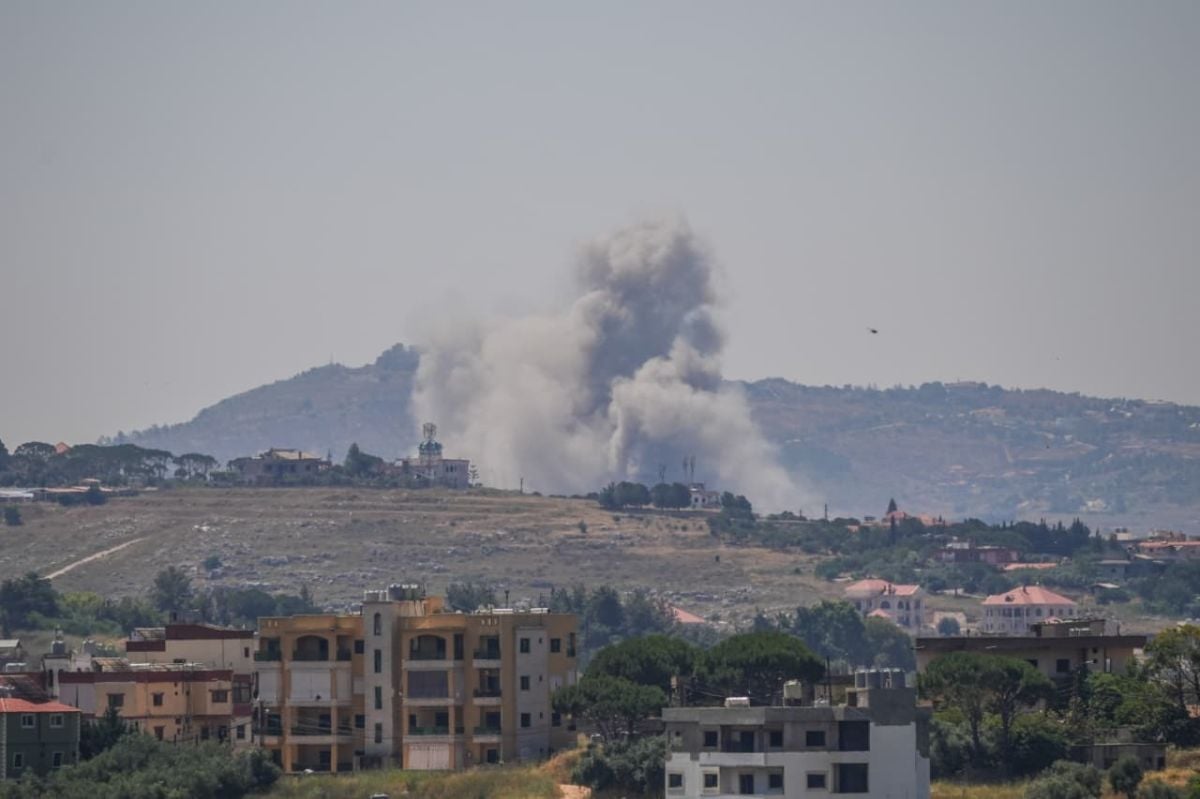 Israel bombs outskirts of Sour, kills 1 in Saida