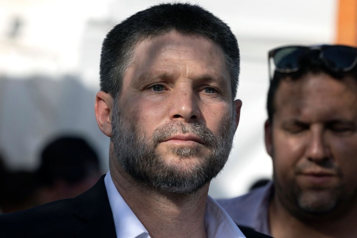 Israeli minister Smotrich banned from France, says FM