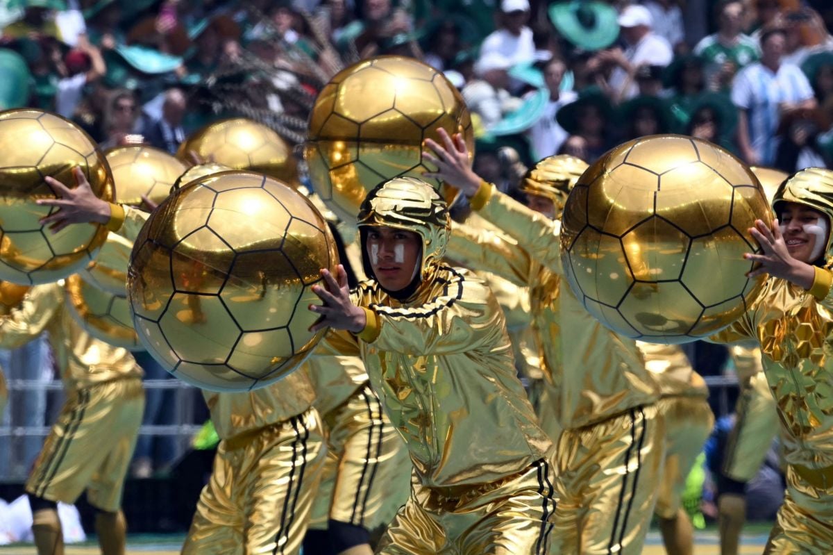 La police italienne démantèle des centres illégaux de diffusion de streaming TV avant la Coupe du monde 2026