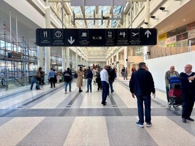 Les Émirats autorisent de nouveau leurs ressortissants à se rendre au Liban, Beyrouth salue une marque de « confiance »