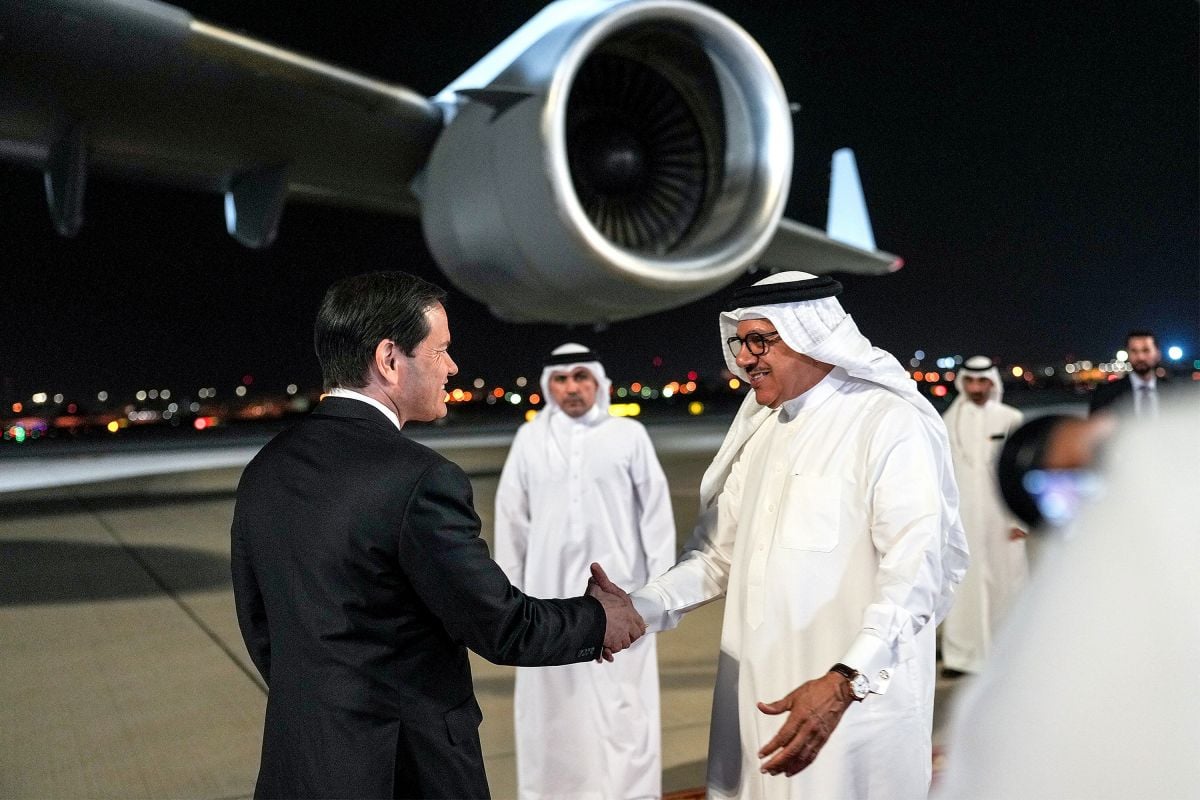 Rubio in Bahrain as diplomacy ramps up