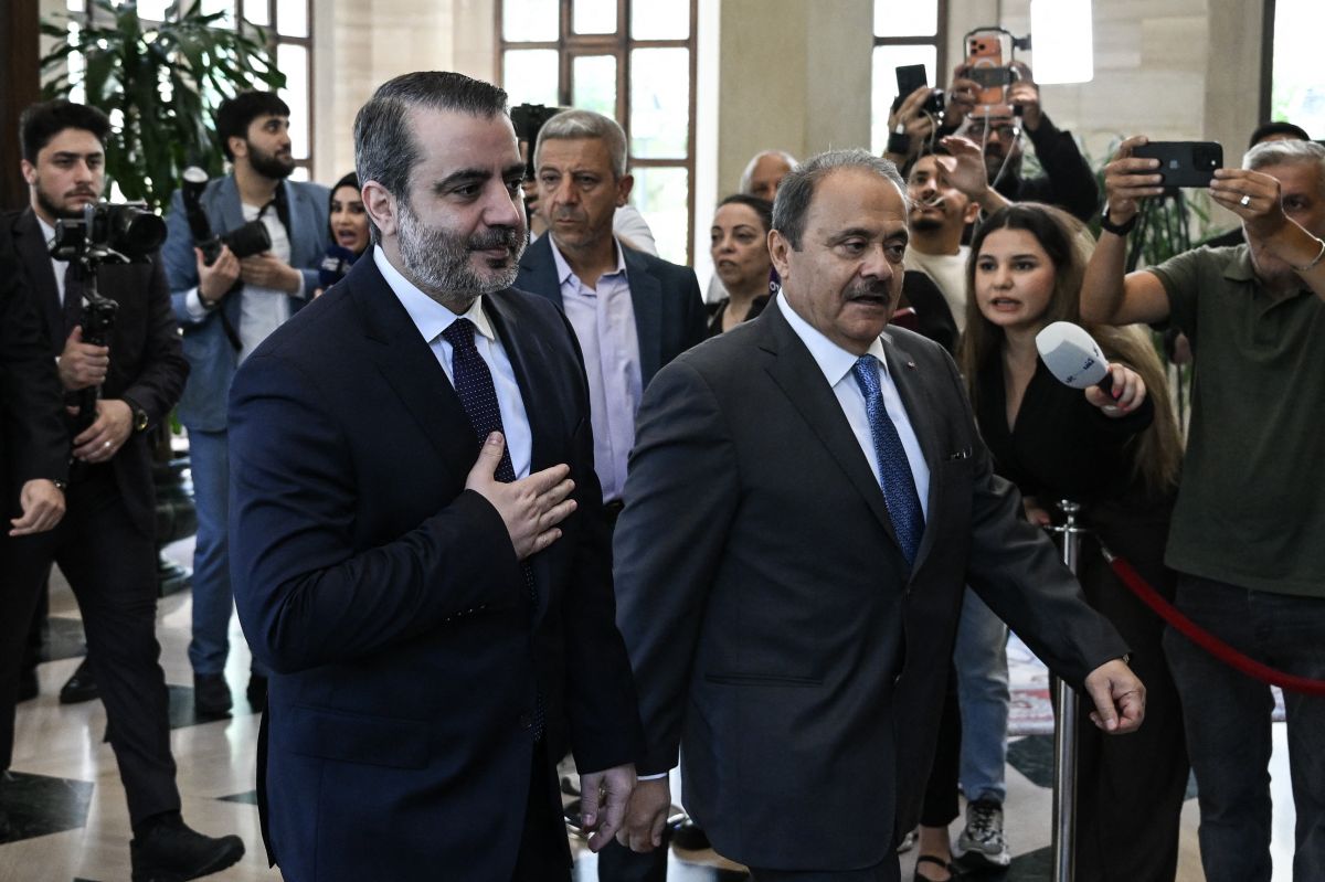 Syrian FM meets Lebanese leaders, excluding Hezbollah, during Beirut visit