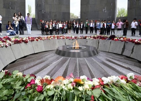 Le gouvernement israélien reconnaît le génocide arménien, défiant Ankara