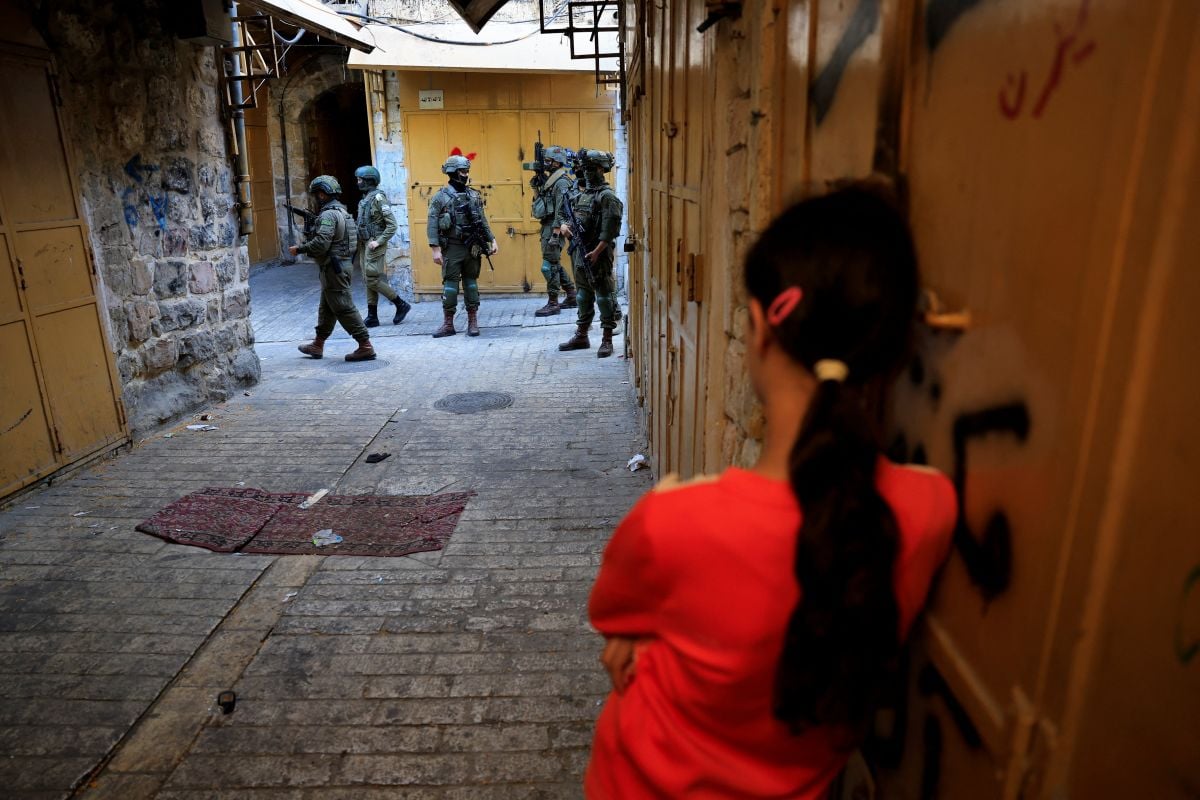 UK charity funds school at center of Hebron settlement expansion, Guardian reports