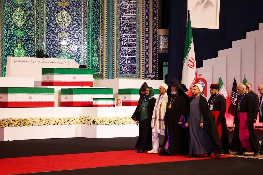 'I’m bidding farewell to the man who said no to US and Israel': Lebanese head to Khamenei's funeral