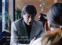 Le poète palestinien Mahmoud Darwich dans une image extraite de « Notre Musique » de Jean-Luc Godard. Avec l’aimable autorisation de Metropolis