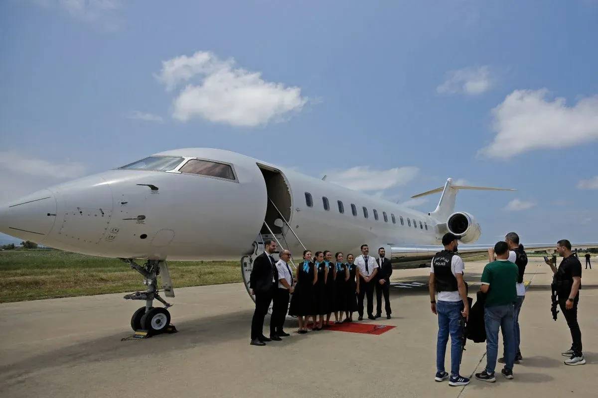 Cabinet approves license for Qleiaat airport and purchase of prefabricated housing for the displaced