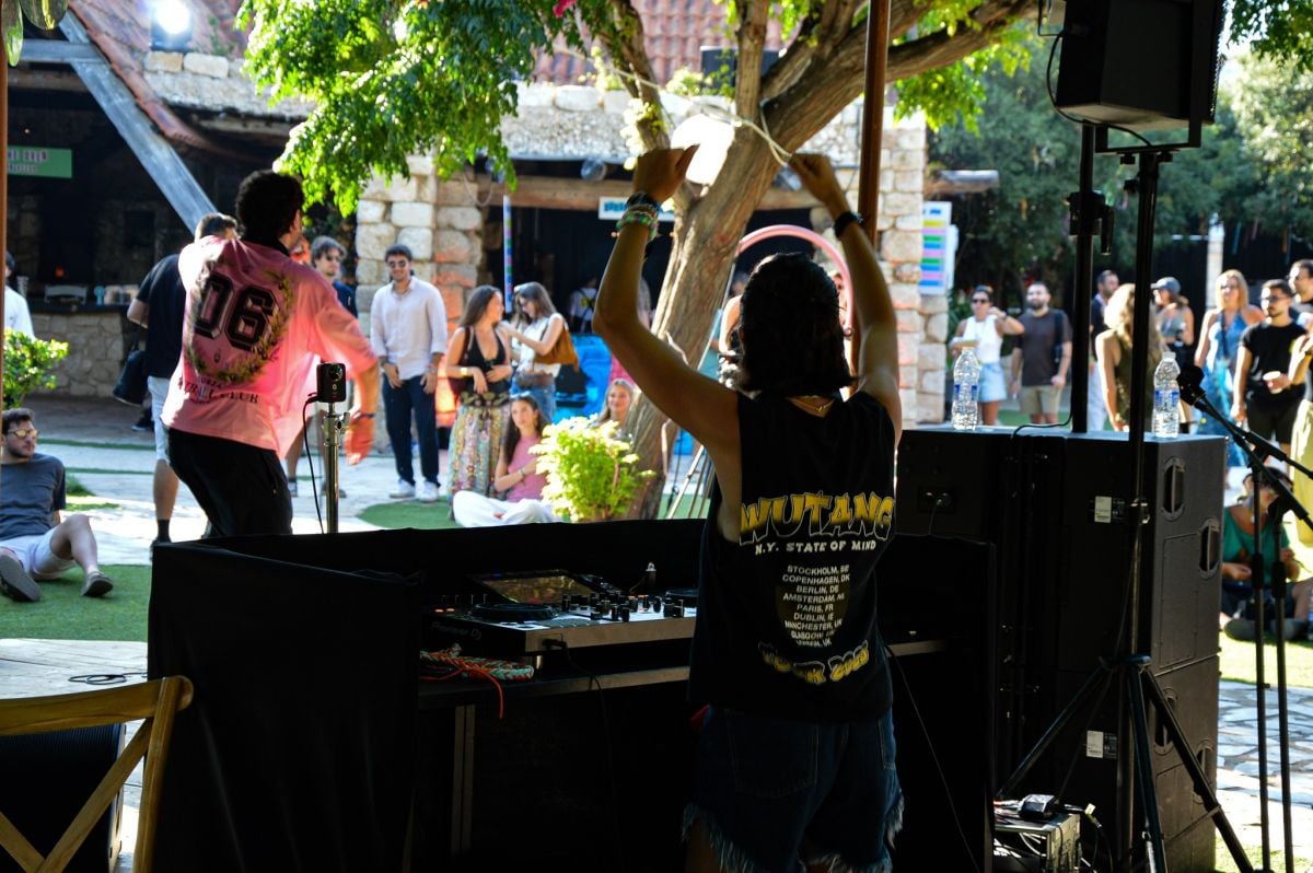 What does it take to be a woman behind the decks?