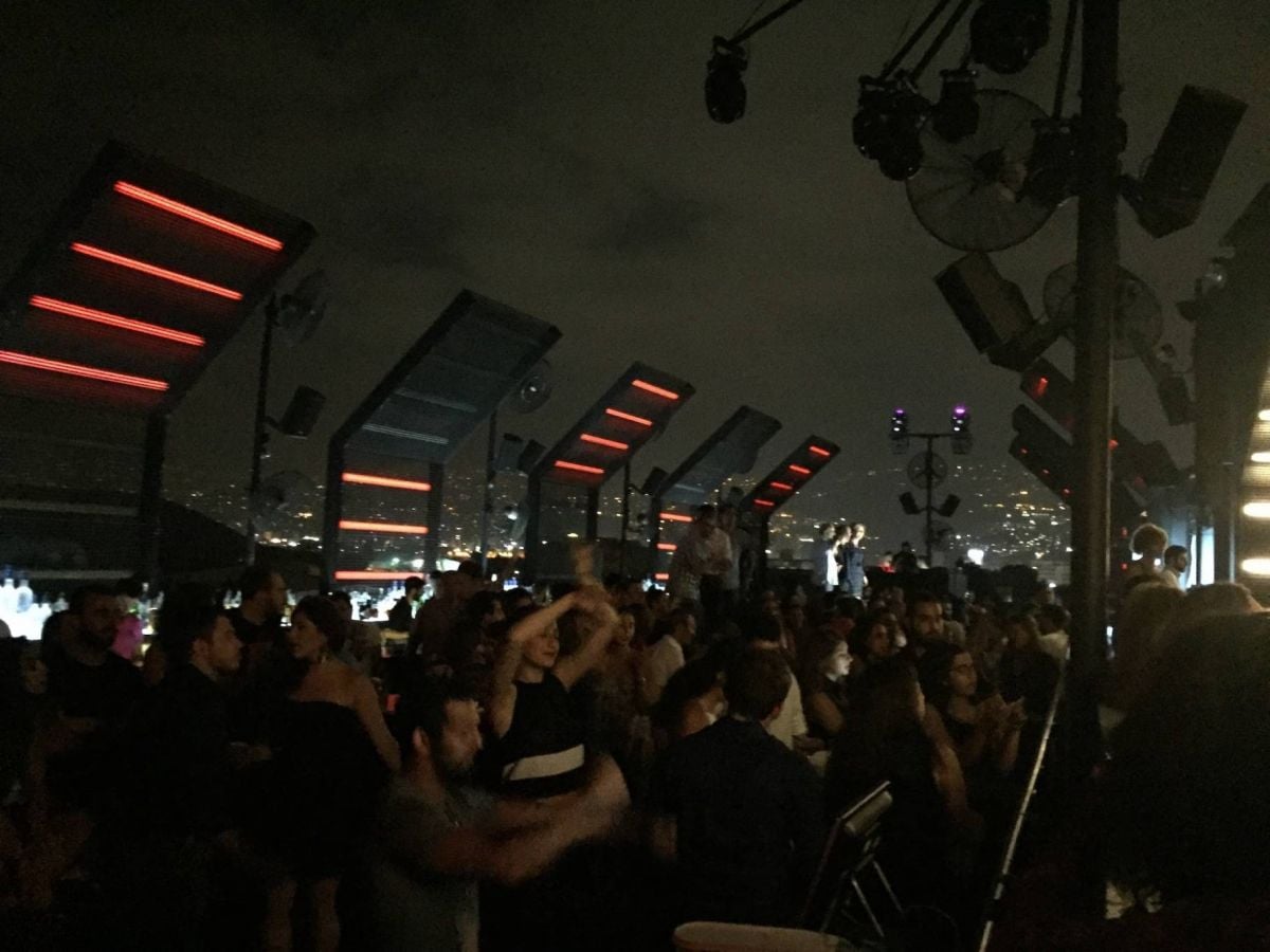 Tourism Ministry requests all bars, night clubs prohibit entry of people under 18