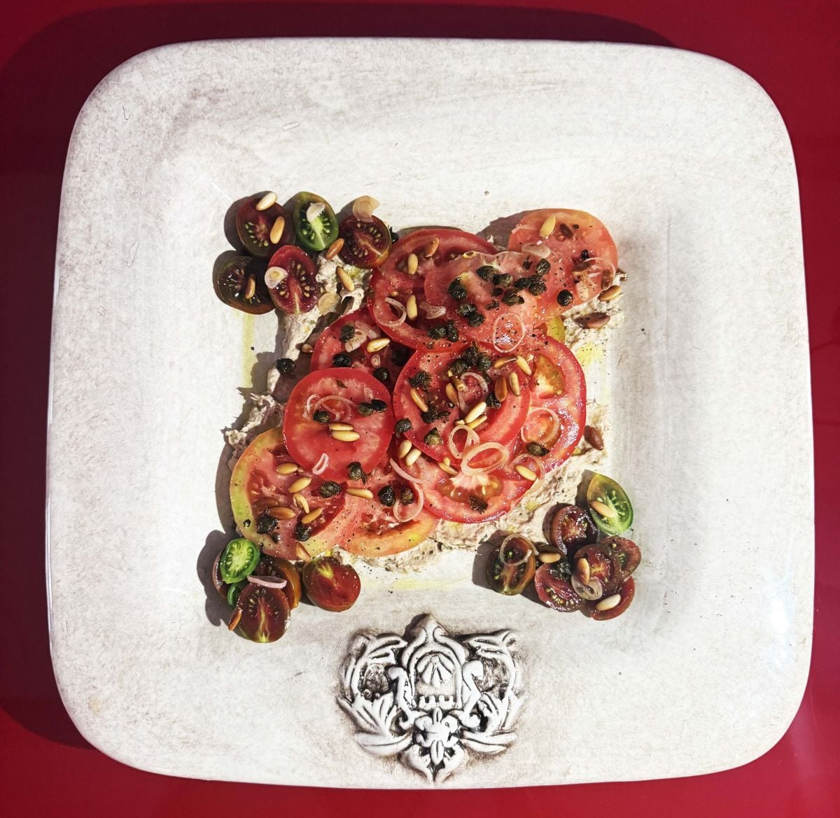 Le tomato tonnato de Caline Chaoul