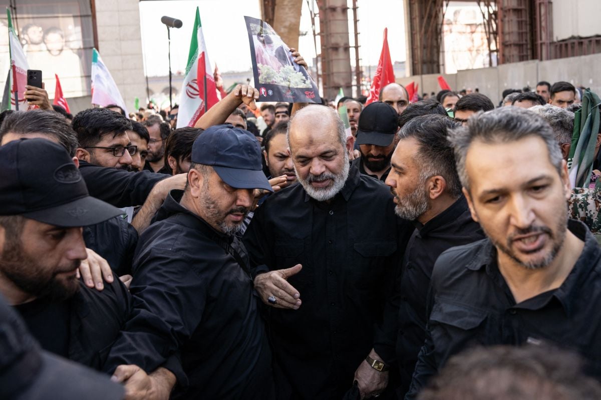 Iran slams UK plan to ban support for Revolutionary Guards