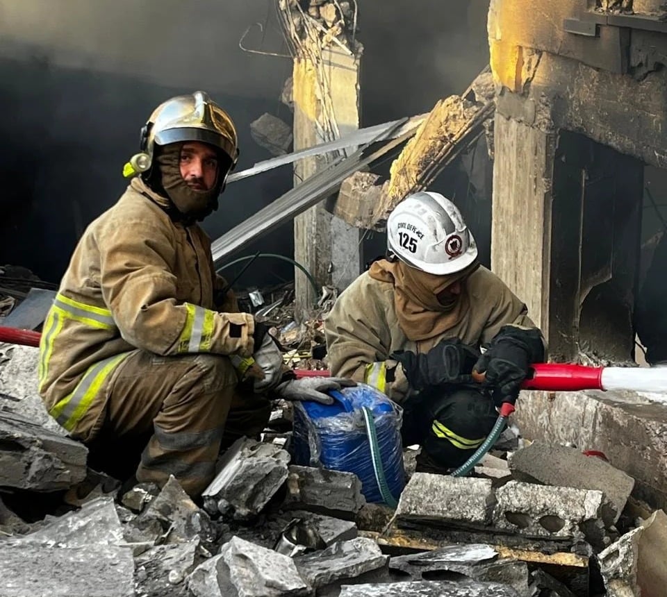 'I left with a team... and I came back alone': Civil defense at the heart of a 'barbaric' war