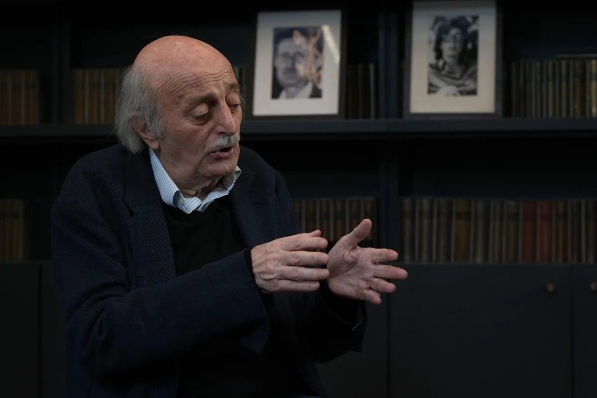 Depuis l'Élysée, Macron et Joumblatt évoquent les dossiers libanais et régionaux