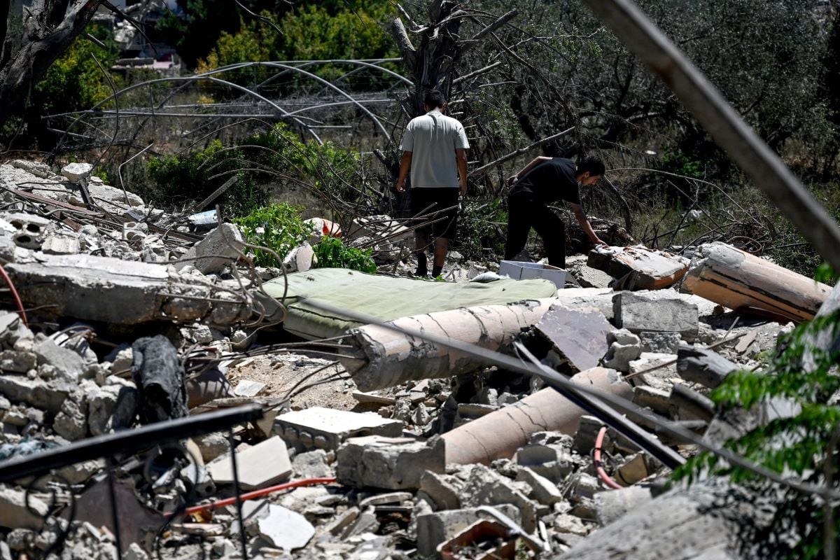 Les dynamitages et les frappes israéliens se poursuivent au Sud