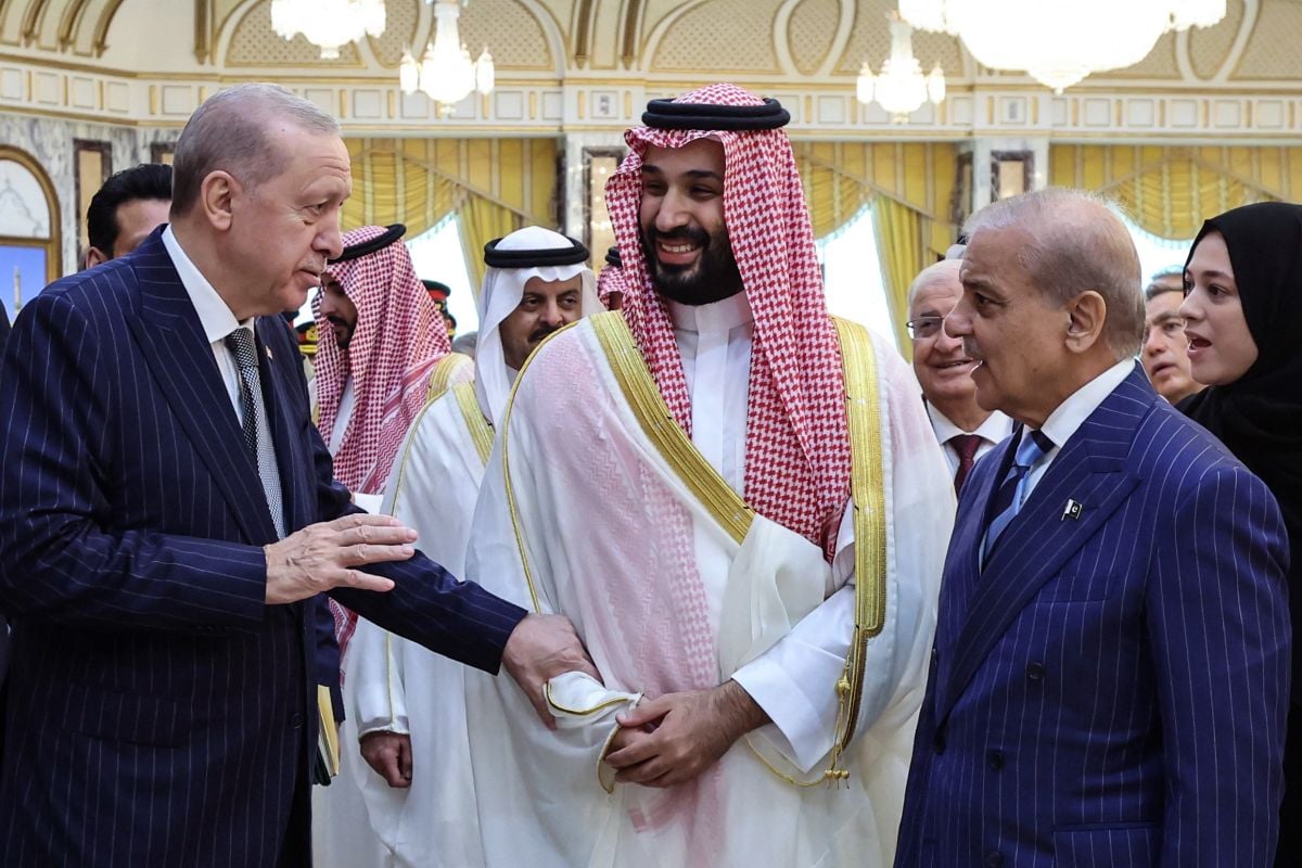 Face à Israël et l’Iran, l’Arabie saoudite consolide un croissant sunnite