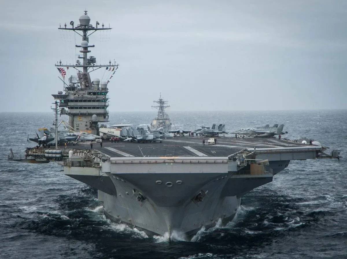 Le porte-avions américain USS George Washington appelé à la rescousse au Moyen-Orient