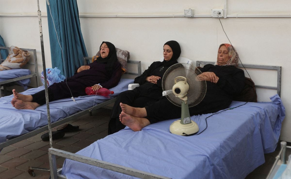 Cancer patients face rising death rate amid Israeli curbs, doctors say