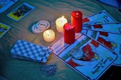 The Tarot stand at Oakenfest. (Credit: Élise Quéau-Boukhari/L'Orient Today)
