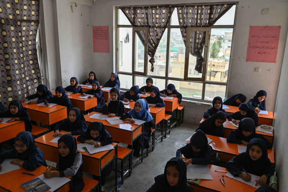 En marge du système éducatif et social : les femmes dans un Afghanistan des droits niés