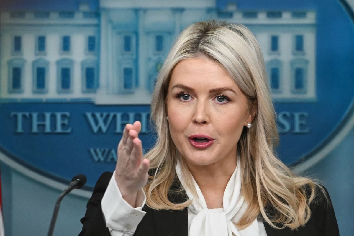 Trump says press secretary Leavitt to leave job at month's end