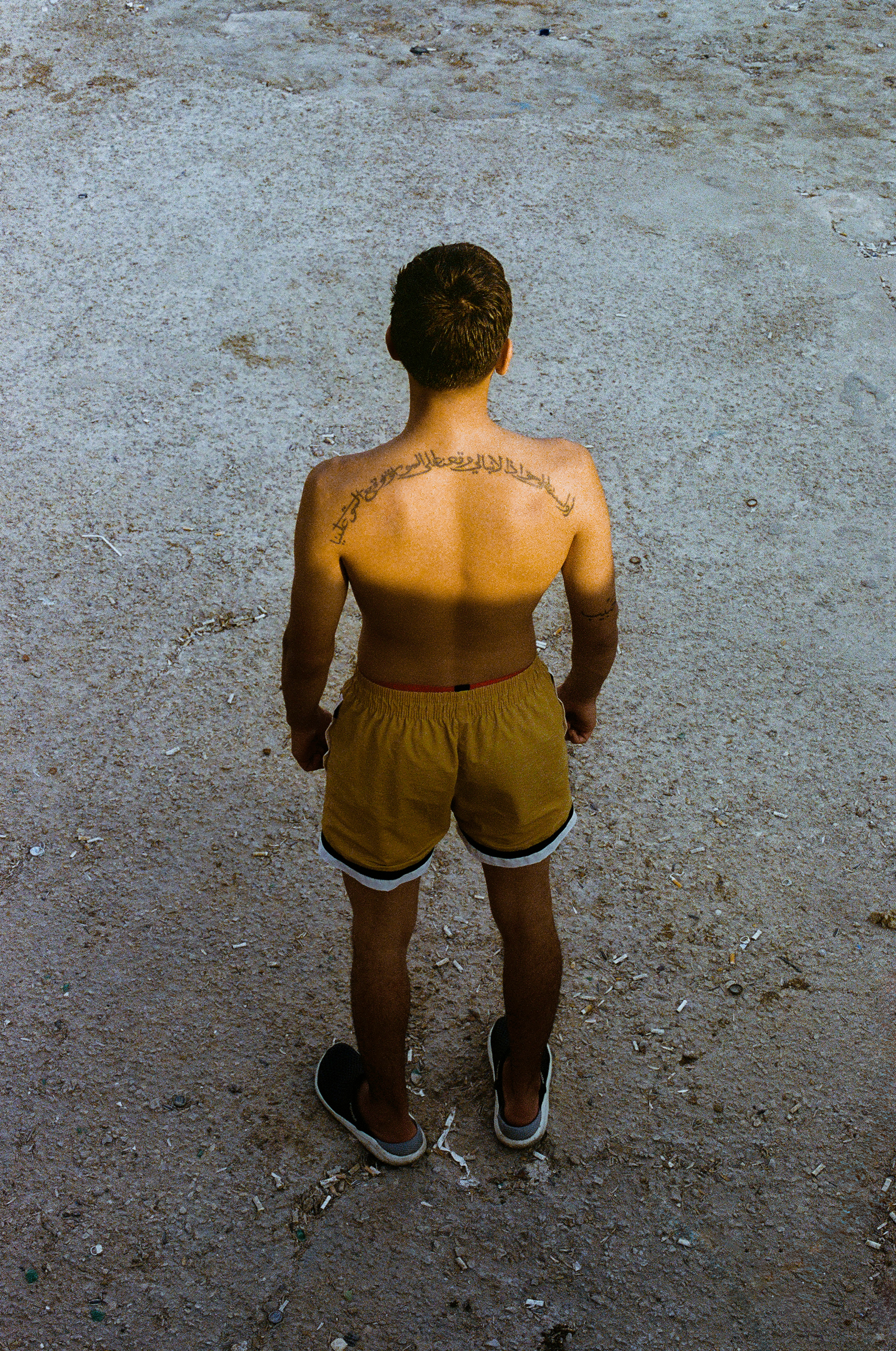 Le dos tatoué. Dalié el-Raouché, Beyrouth, Liban, août 2026. Photo Mohamad Abdouni/L’Orient-Le Jour