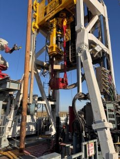 Le plancher d’une plateforme de forage automatisée exploitée par ExxonMobil à Midland, au Texas (États-Unis), le 17 août 2026. Photo Sheila DANG / REUTERS