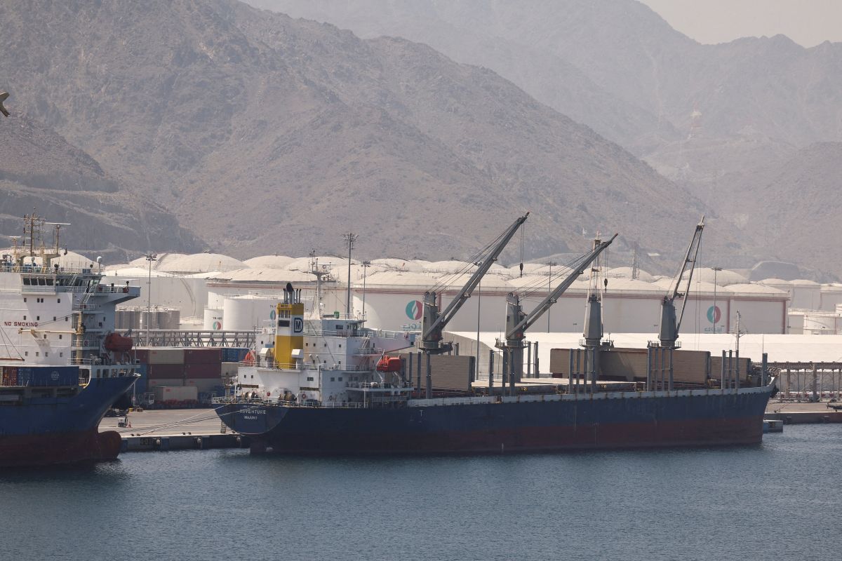US has significantly weakened Iran’s grip on Hormuz, officials tell Axios