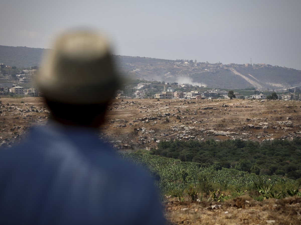 Les habitants de Mansouri assistent à la destruction de leur village, une maison après l’autre