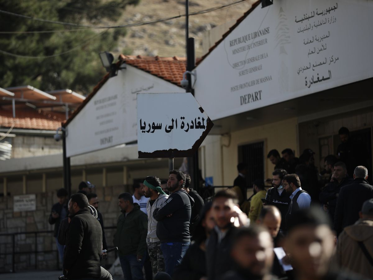Depuis le poste-frontière de Masnaa avec la Syrie, l'ambassadeur Dossari réaffirme la « confiance » de Riyad dans le Liban