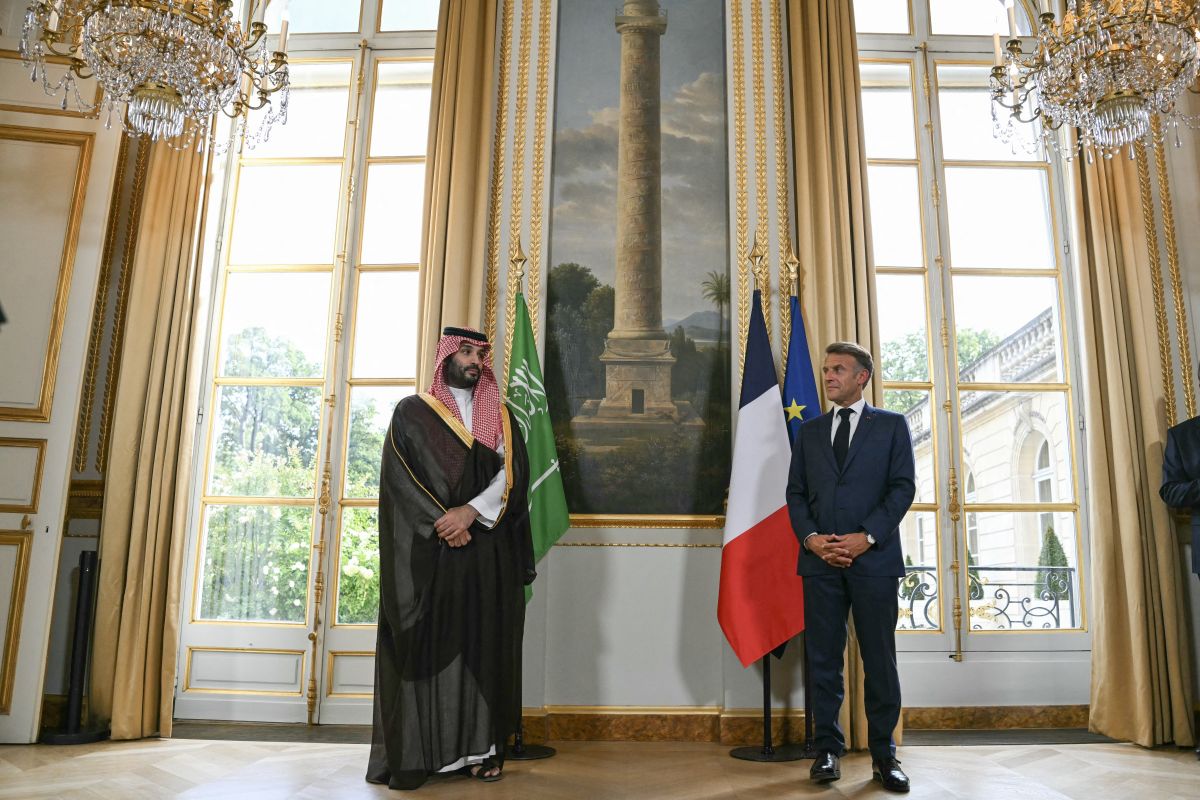 Désarmement des groupes armés, retrait israélien : Paris et Riyad appellent à une « solution définitive » au Liban
