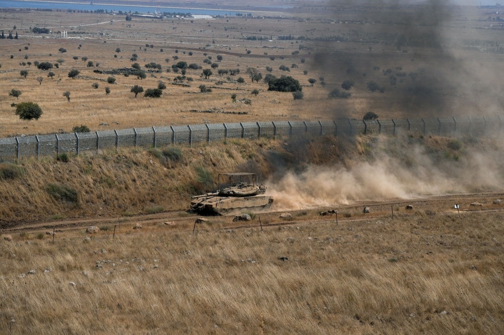 Tirs israéliens sur la banlieue de Damas, incursion à Kuneitra, sur le plateau du Golan
