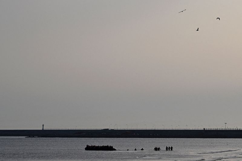Frontex déploie des navires de secours dans la Manche, une première