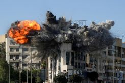 Un immeuble touché par un bombardement israélien dans le quartier de Jnah.
Beyrouth, Liban, 31 mars 2026. © Mohammad Yassine / L'Orient-Le Jour