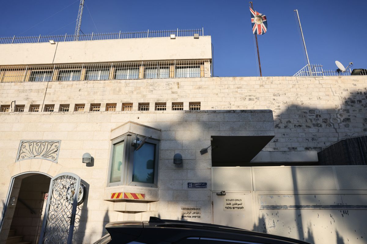 Israël ordonne la fermeture du consulat britannique à Jérusalem-Est et l'expulsion de ses diplomates