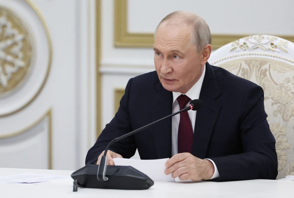 Le Kremlin évoque une possible réunion trilatérale Poutine-Xi-Trump au prochain sommet de l'APEC