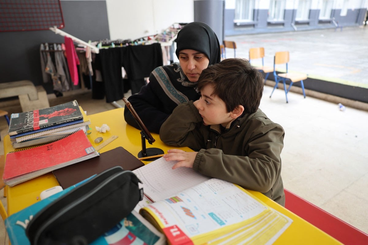 S’endetter ou changer d’école : le choix impossible des familles libanaises