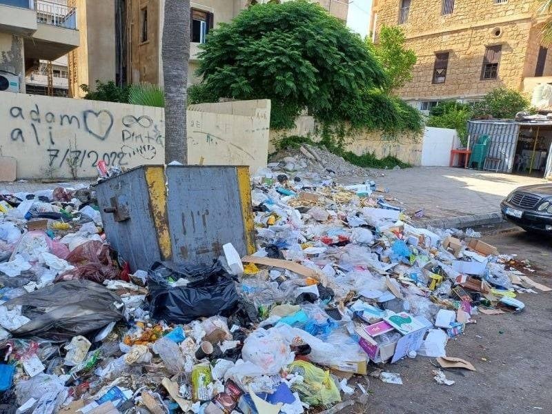 Saida begins clearing accumulated waste after treatment plant reopens