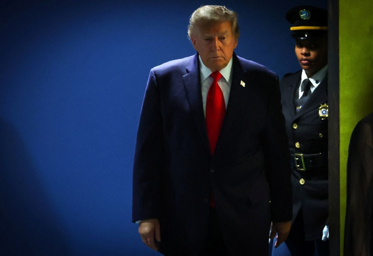 Trump says deciding between deal or driving Iran 'into hell'