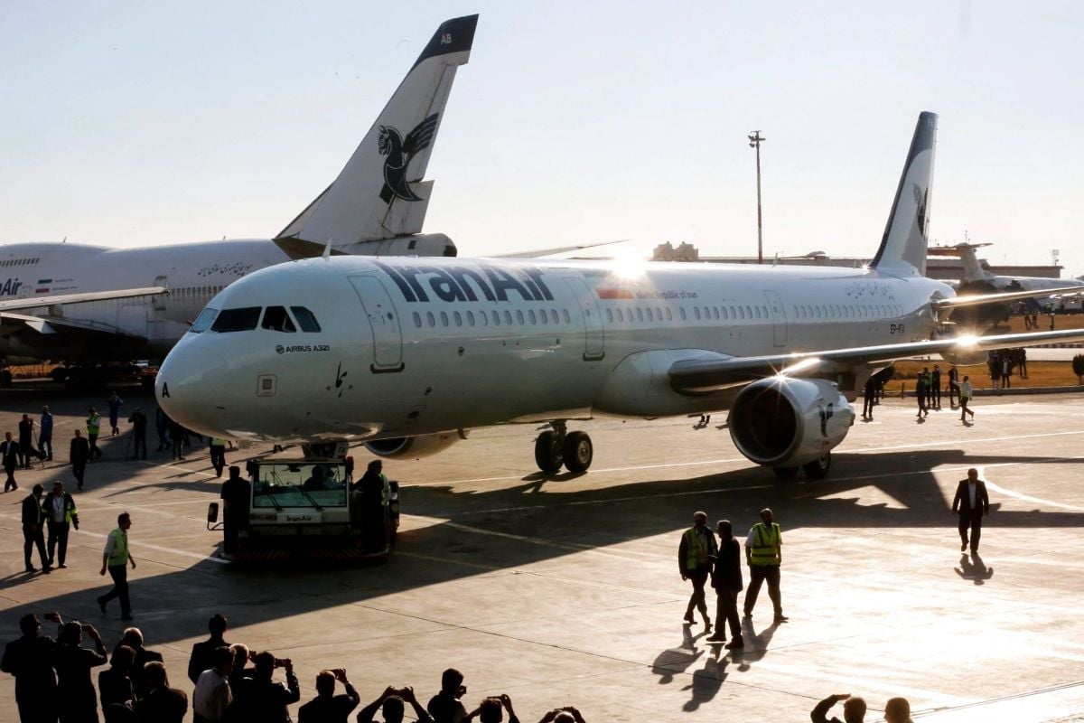 First Iran flights cancelled as US sanctions set to come into force