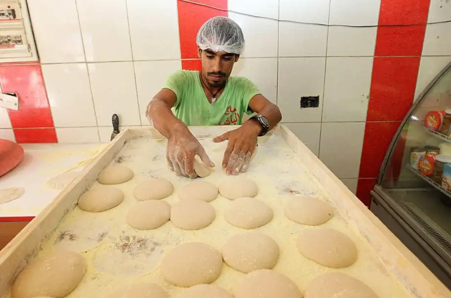 Bread prices rise in Lebanon to reflect fuel price surge