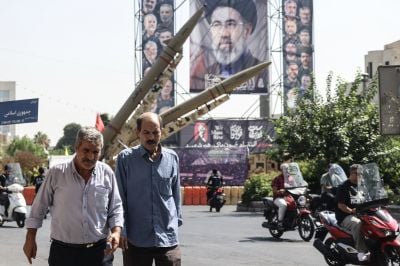 Le point à 13h : l'Iran a reçu une réponse officielle de Washington à son offre pour Ormuz ; incident à bord d'un vol Dubaï-Tel-Aviv ; grève des fonctionnaires au Liban