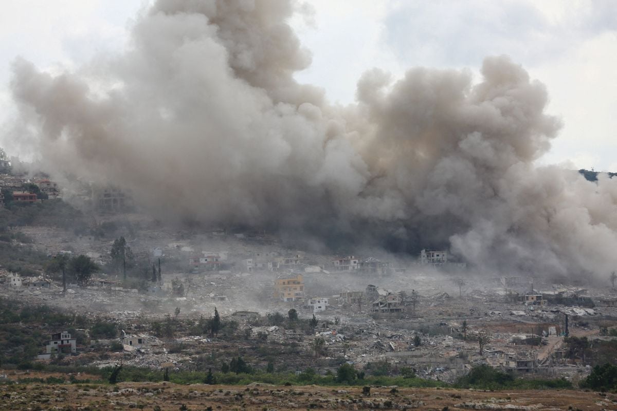 Overnight Israeli strikes on Wadi Slouqi, artillery shelling across several sectors
