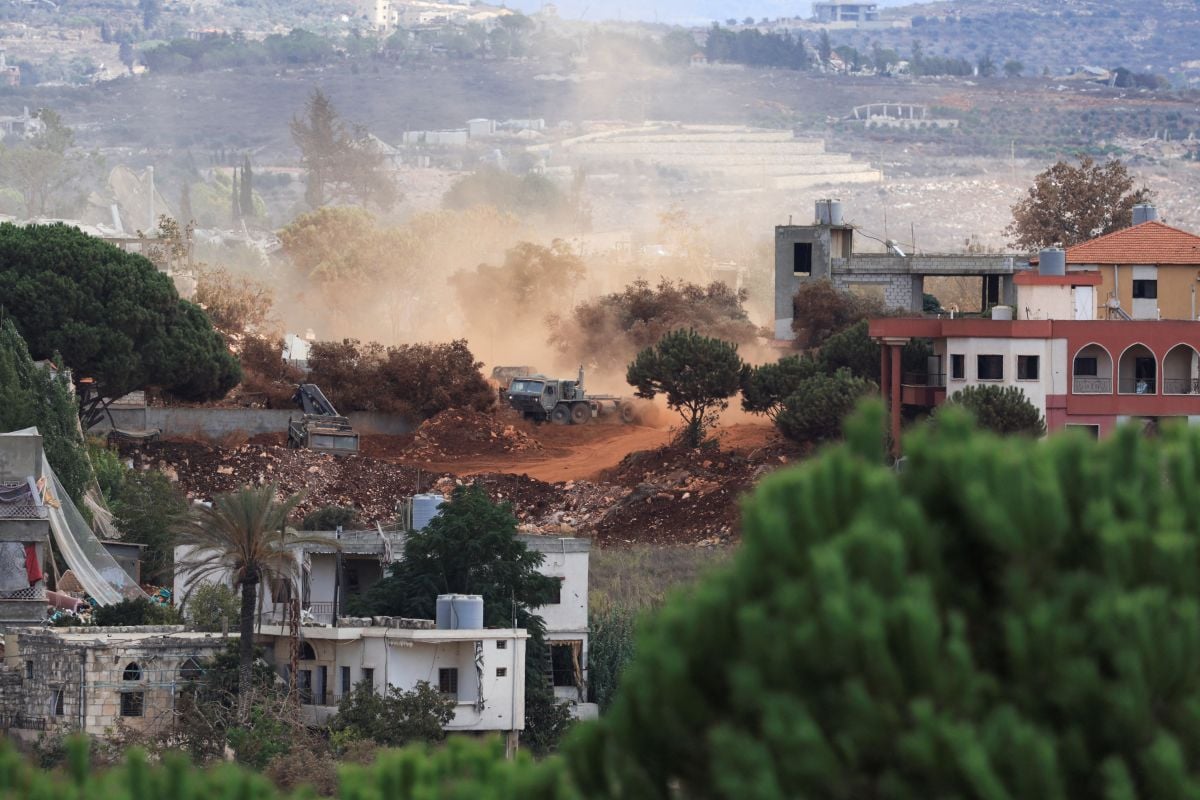 Israel launches airstrikes on 3 occupied Lebanese villages, demolishes homes in 2 others